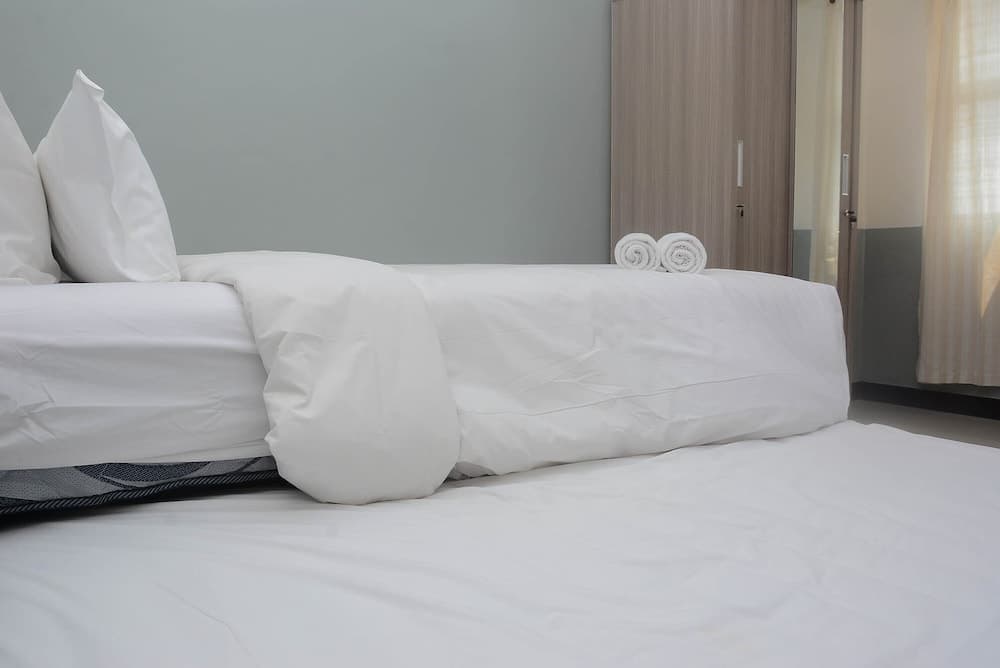 Cozy and Homey Studio at Belmont Apartment