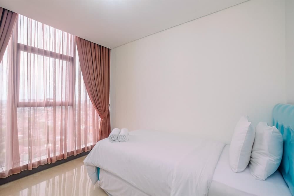 Brand New 2BR L'Avenue Apartment