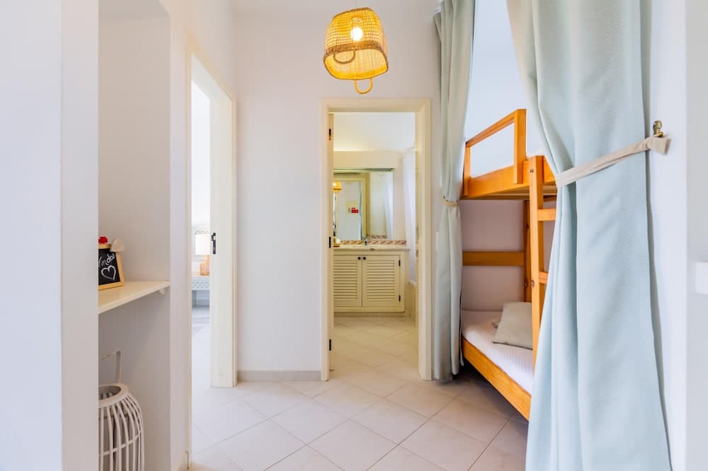 Clube Albufeira, Family Holidays with Pool View