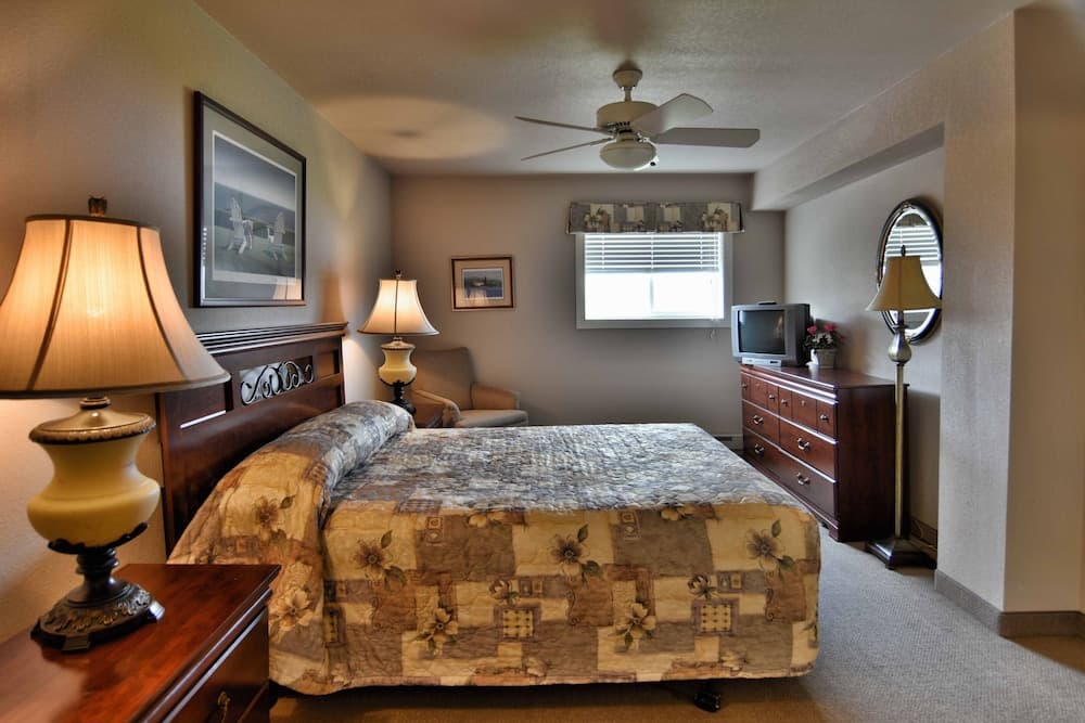 Unit 317 Tagalong Condo