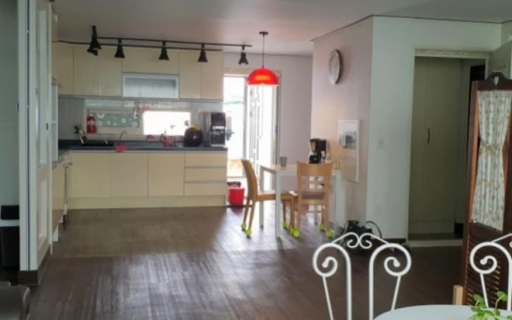 Busan Haeundae Podo Pension