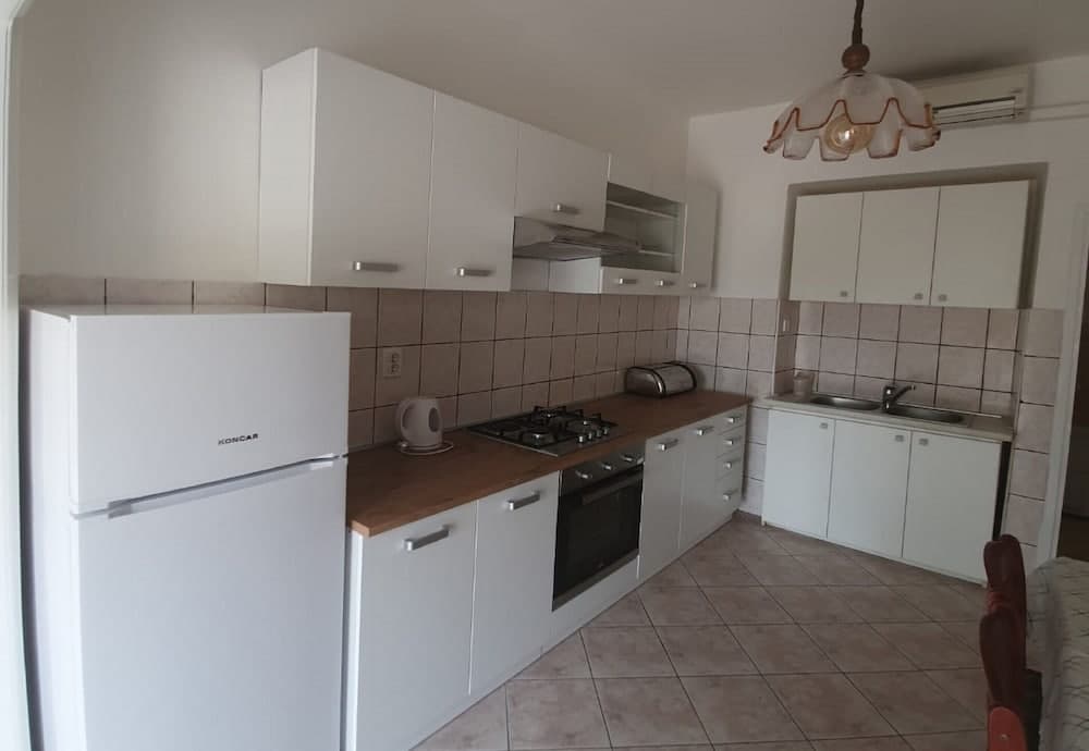 Beachfront Apartment Gaj 12