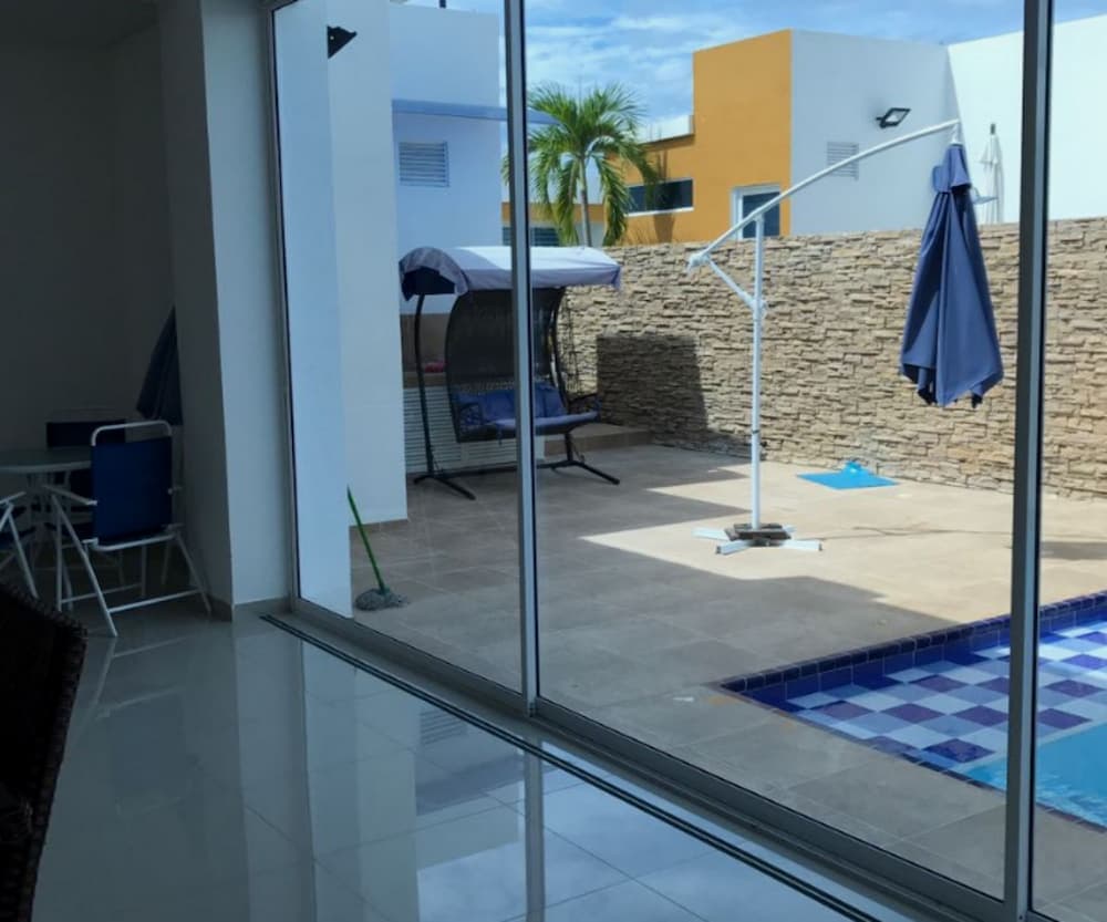 Casa con Piscina Privada en Flandes