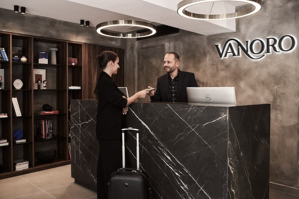 Vanoro Hotel
