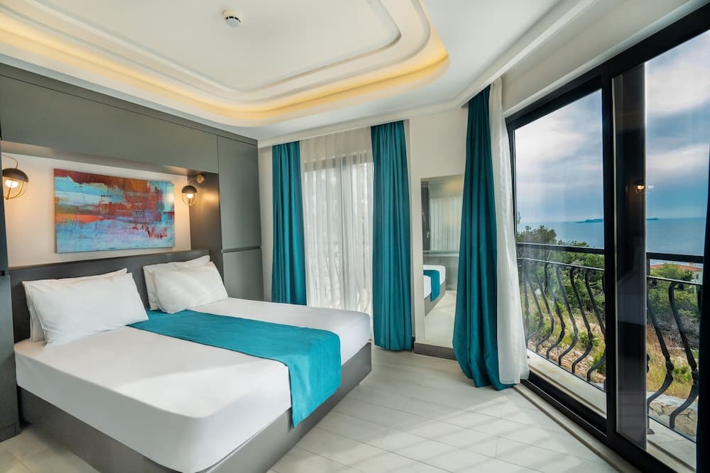 GÜMÜŞ YAZAR  HOTEL