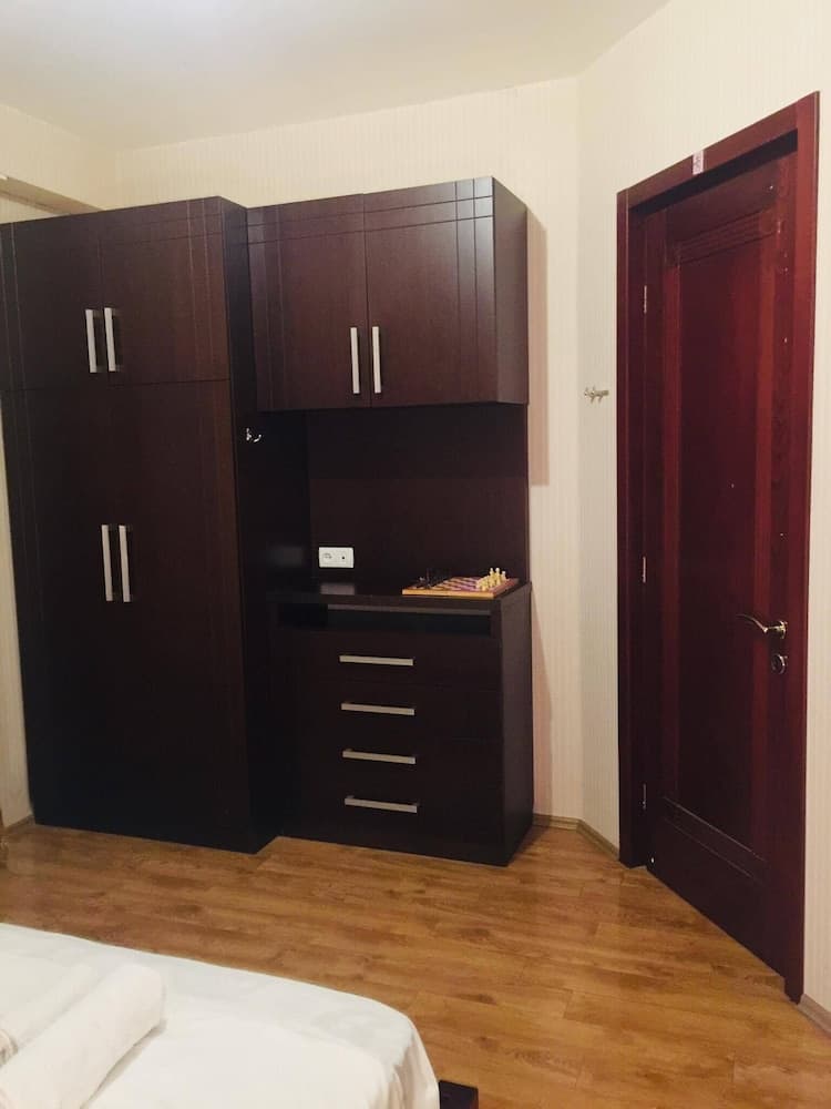 Suit apartment Erekle Tatishvili street