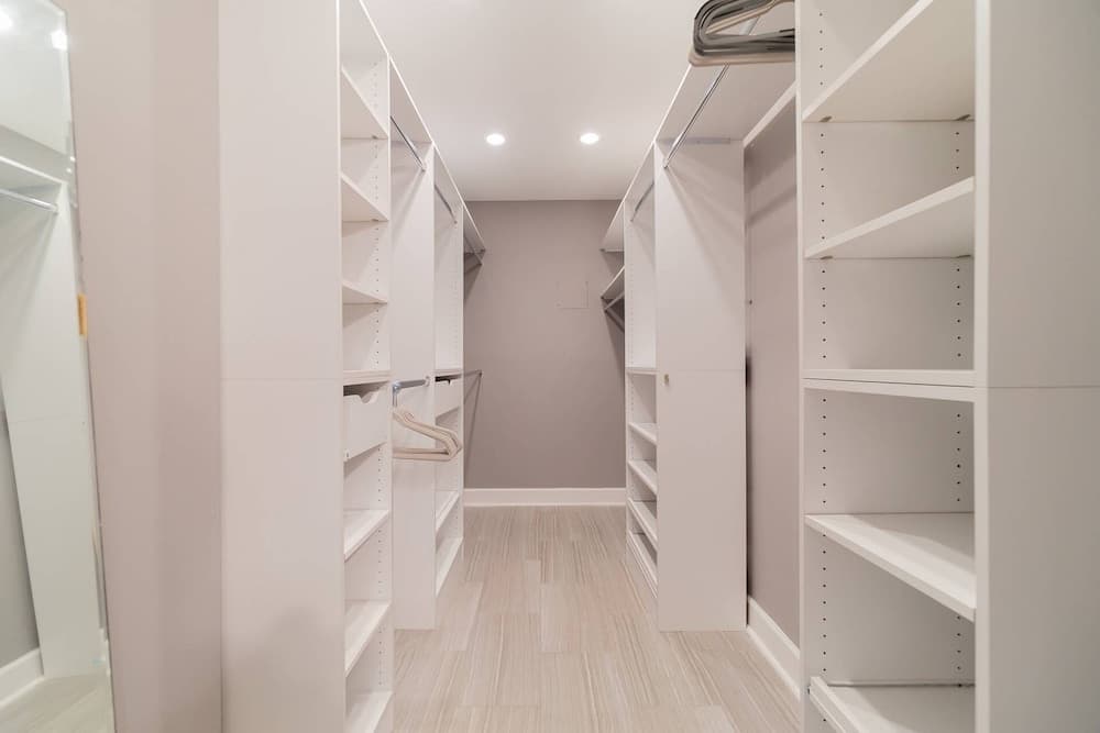 Northwood Harbor Home 3 Bed/ 3 Baths, Beach, Shops & Restaurants