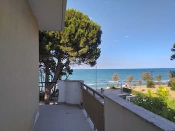 Quadruple Room a Stones Throw From the sea - Ideal for a Relaxing Holiday