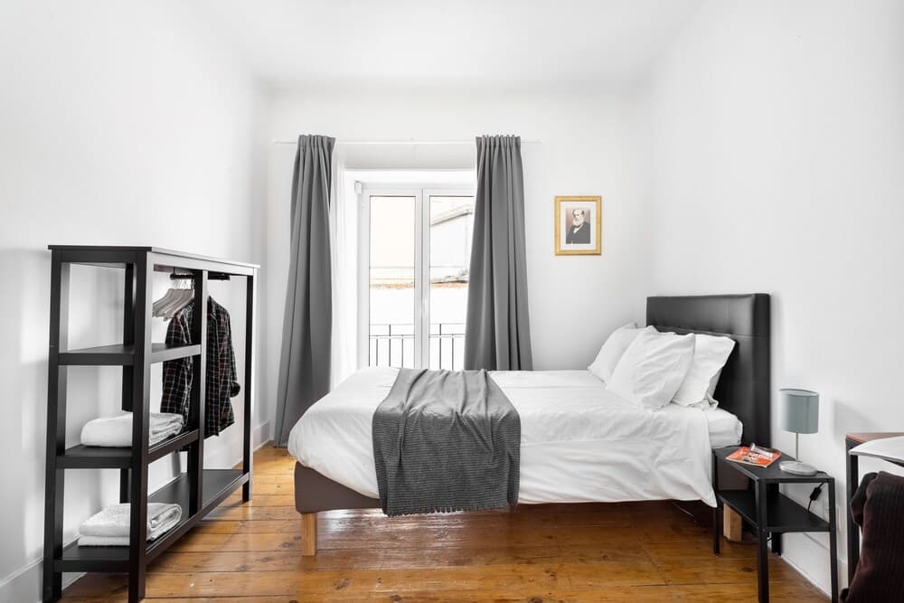 ALTIDO Stunning 4BR Apt w/terrace&seaview in Alfama