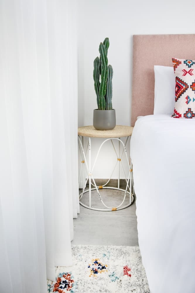 Vibrant Achziv Apartment