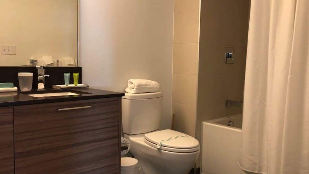 National at Tysons Center