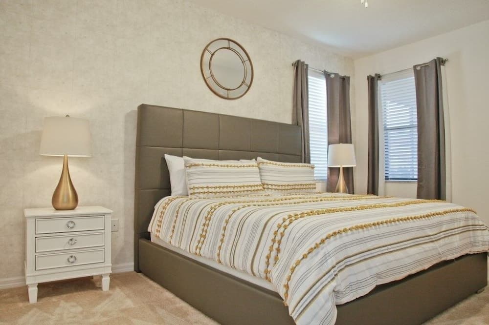 6 Bedroom Pool, Spa & Game Room 6 Villa by Redawning