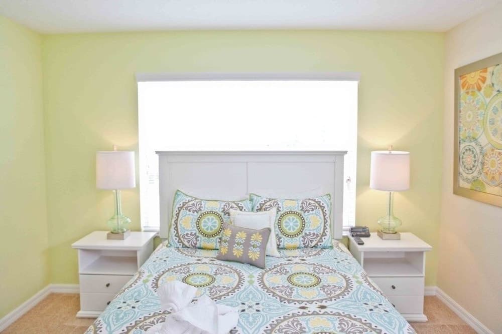 2931 Banana Palm Road 5 Bedroom Townhouse by Redawning