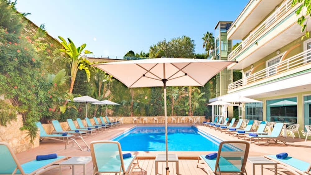 hotel image