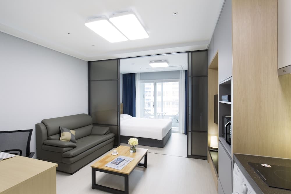 Yeosu Hotel First City