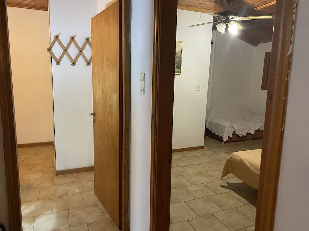 Cosy Calm Cottage in Olive Trees With sea View