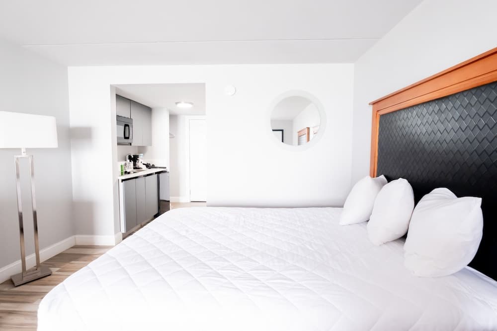 AVENTURA ON THE OCEAN