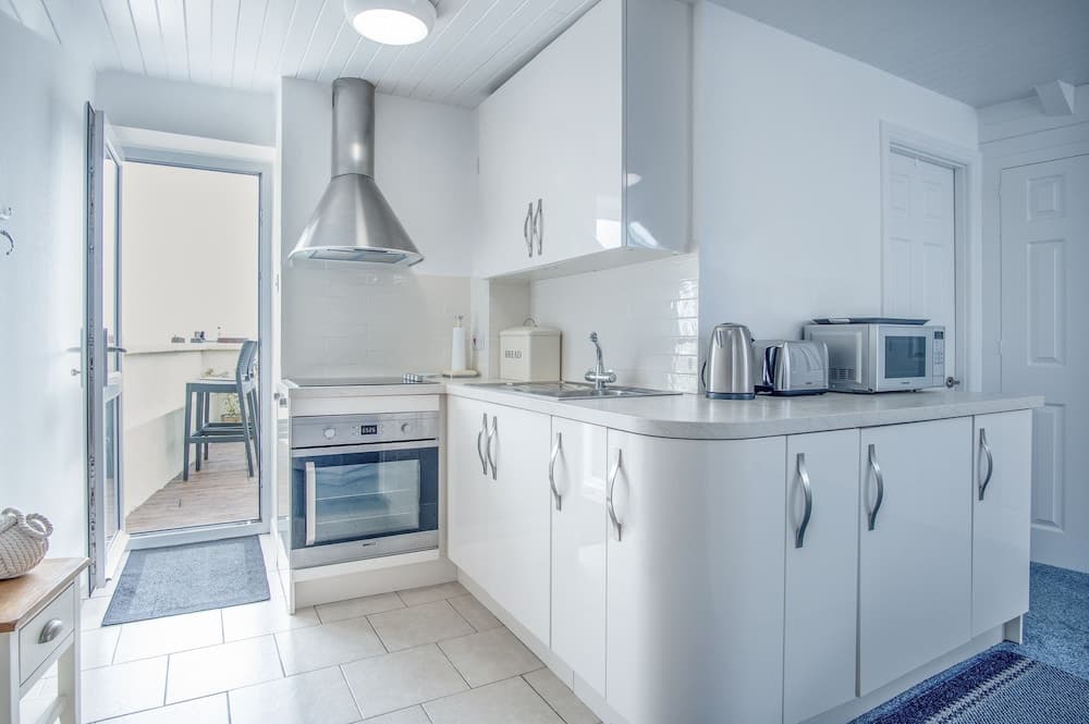 St. Julians View - 1 Bedroom - Tenby