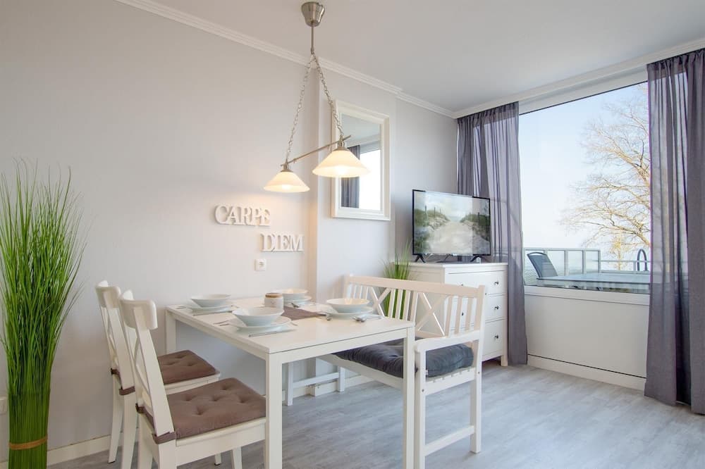 Str/106 - Strandallee 124 - Seeblick