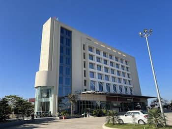 Rakabi The Fern, Igatpuri