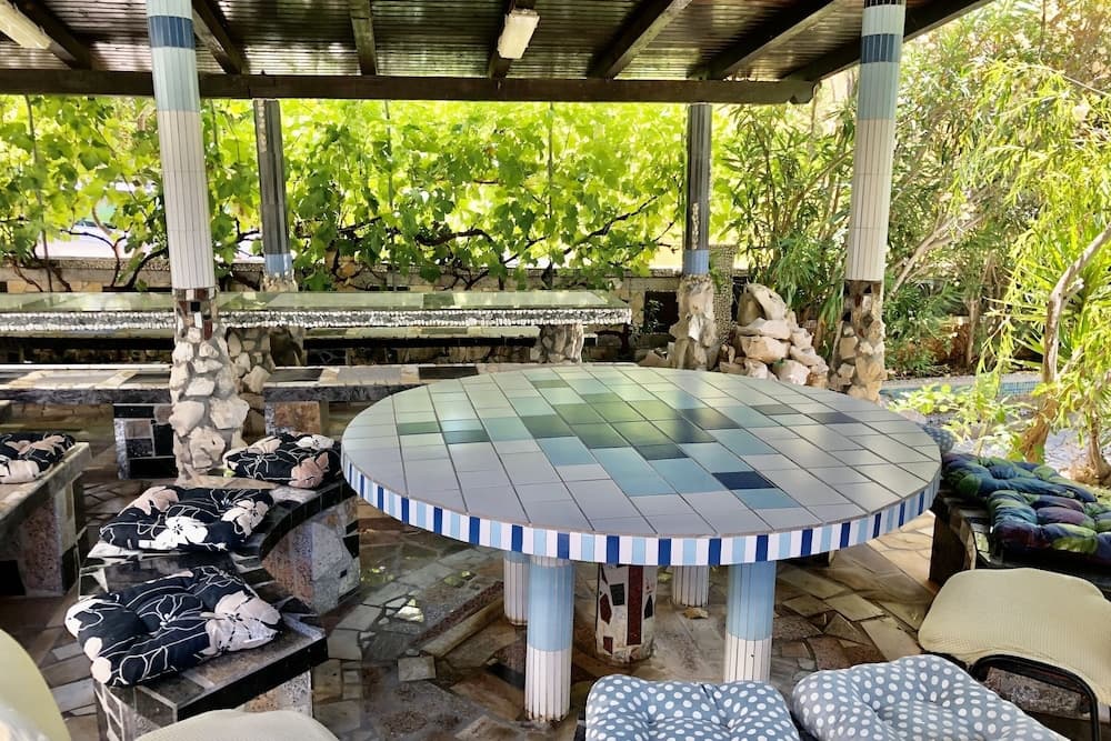 Pool Apartment Mes 4