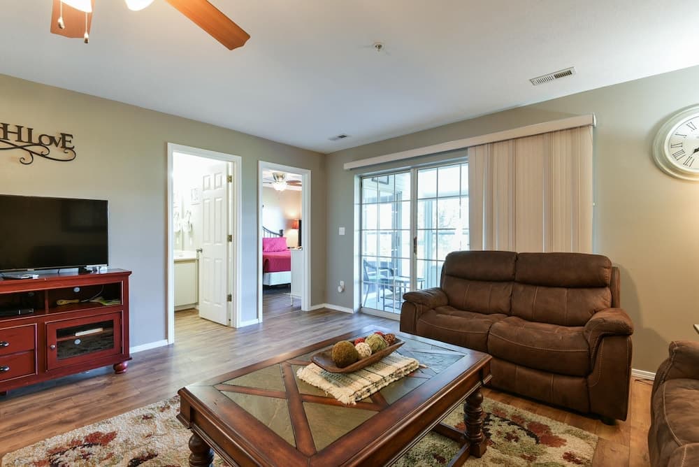 Shelter in Faith - Amazing Golf Views - Blocks From 76 Strip Location