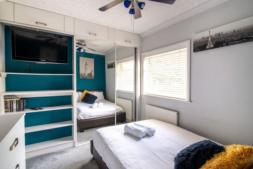 4br-7guests-freeparking-garden-wifi