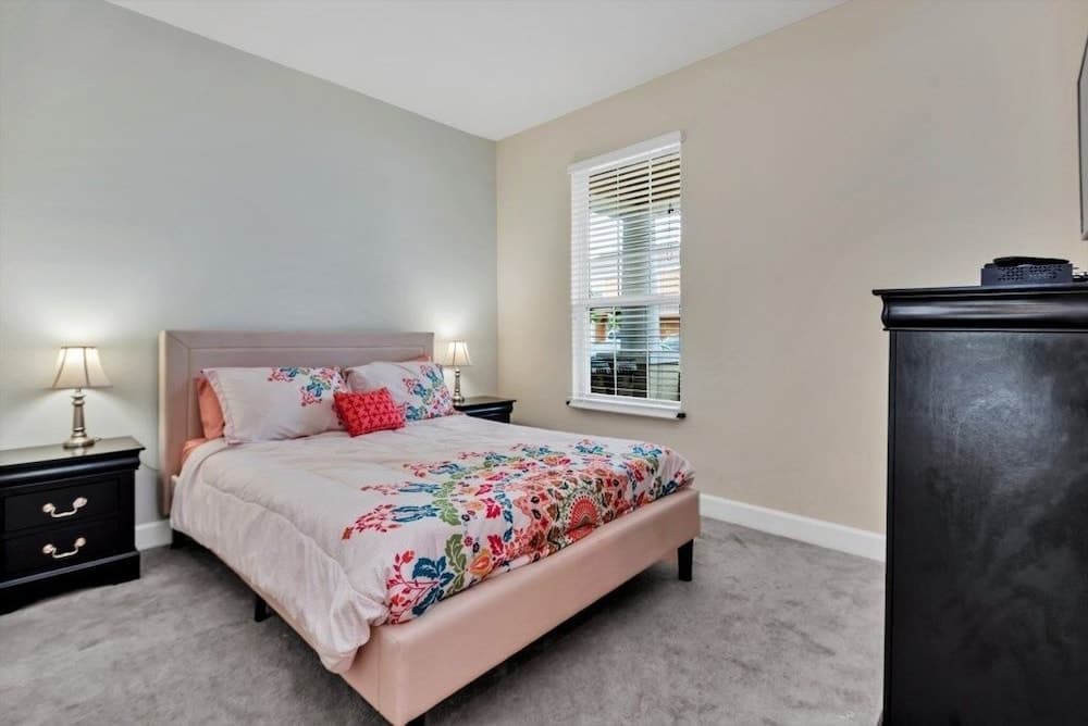 Serenity 3 Bed Townhome 3 Bedroom Townhouse by RedAwning