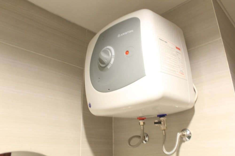 Homey and Comfort Studio at West Vista Apartment