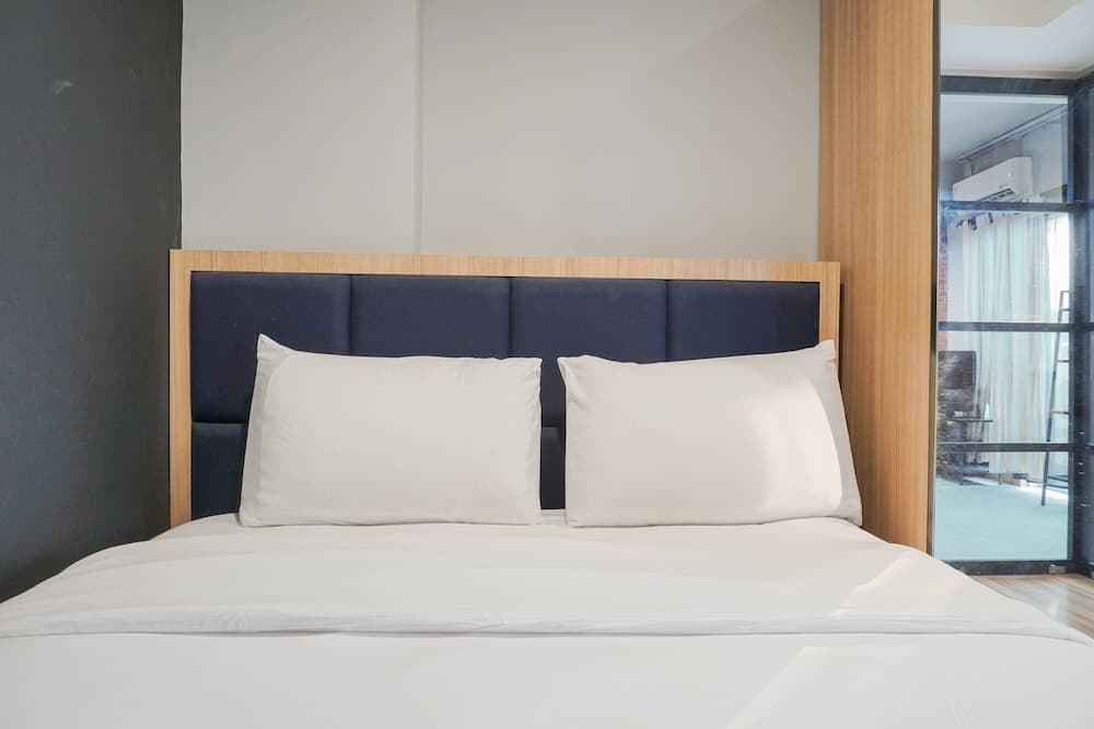 Luxurious 1BR Apartment at Belmont Residence