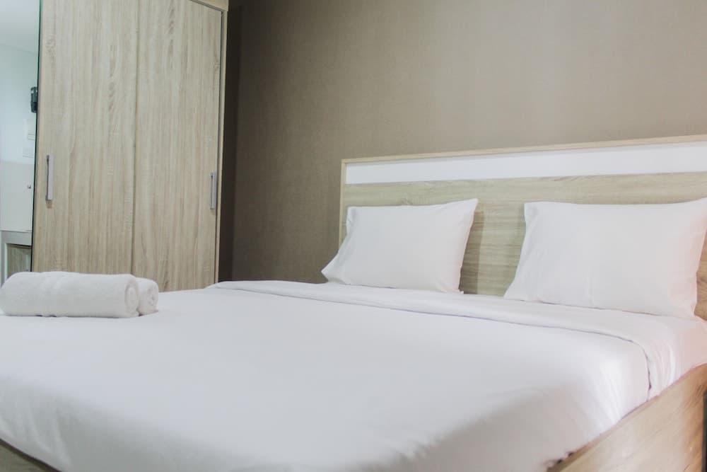 Fully Furnished with Cozy Design Studio Apartment Springwood Residence