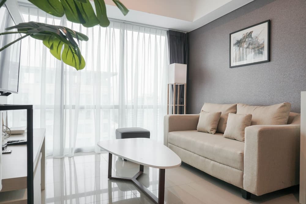 Wonderful 1BR at Bellevue Place Apartment