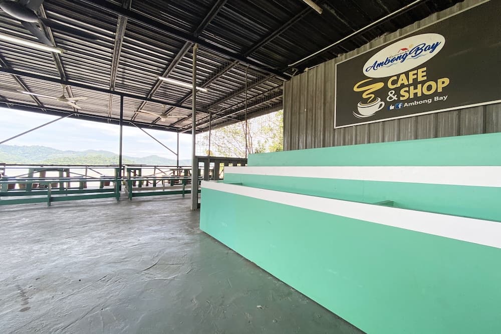 OYO Home 90319 Ambong Bay Resthouse Homes