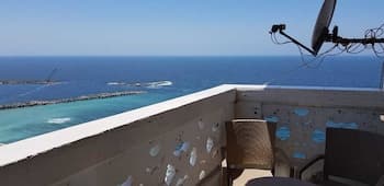 luxury apartment CBD beach view Hilton