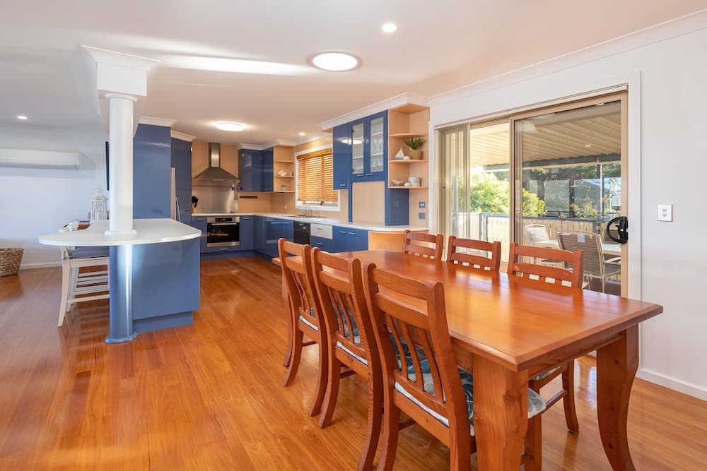 Lakeview Crescent 11