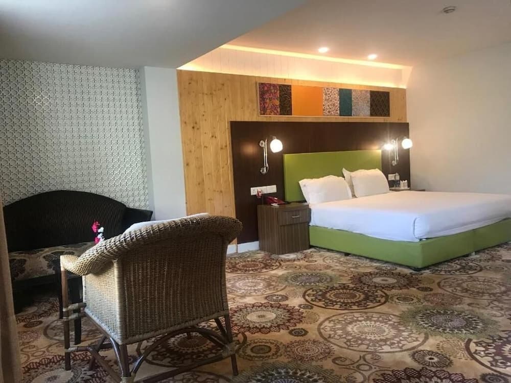 Country Inn & Suites by Radisson, Sonamarg