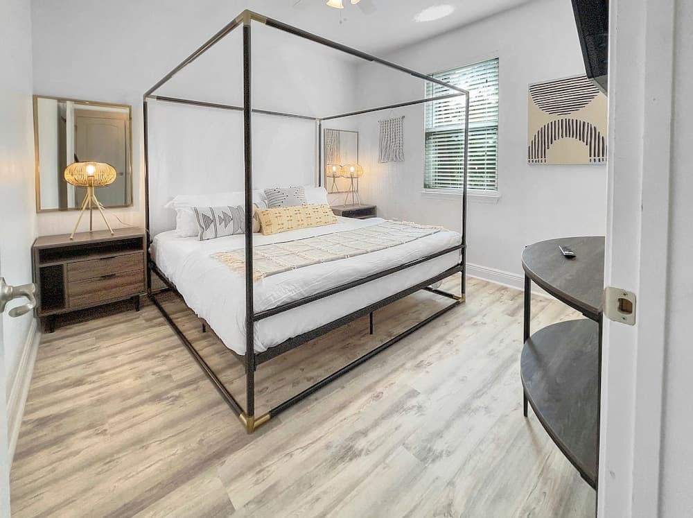 Ceylon House 4 Bedroom Home by Redawning