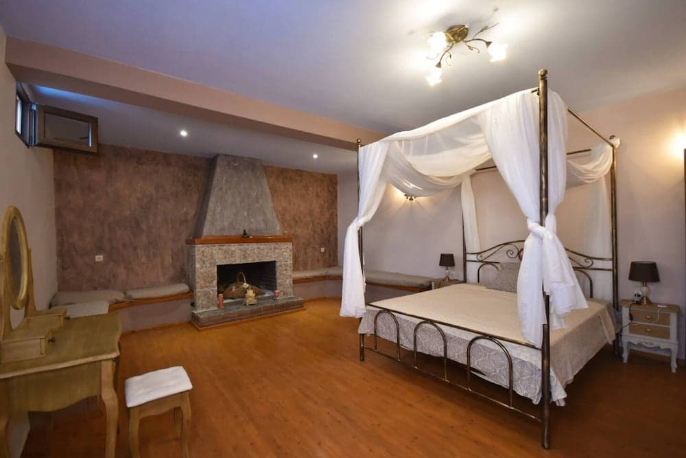 Villa in Malaki in Sea With Playground