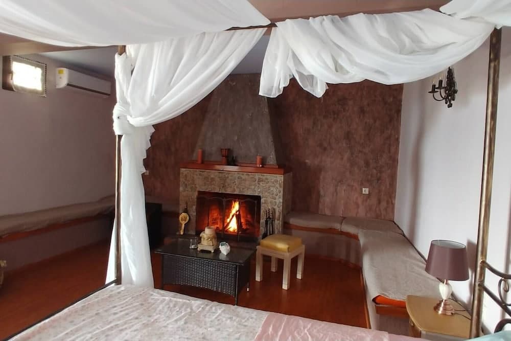 Villa in Malaki in Sea With Playground