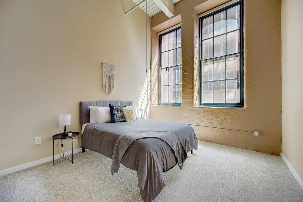 FRONTDESK Sycamore Place Apts Downtown Cincinnati