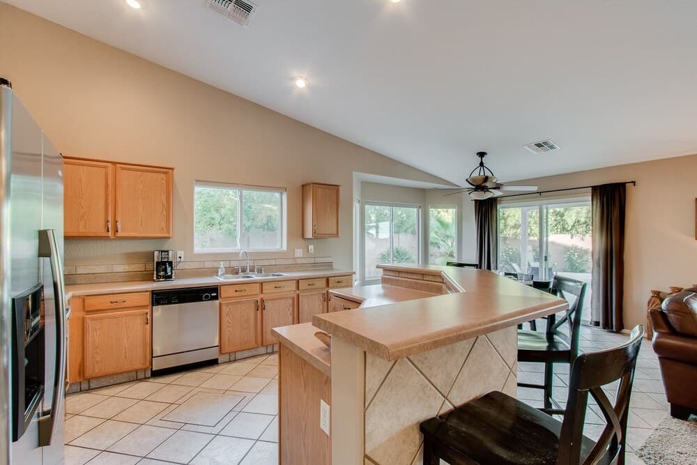 Private Heated Pool and Firepit Surprise Home! 30 Night Minimum! by Redawning