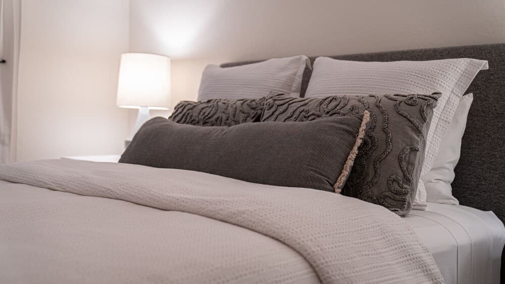 Gorgeous Home W/private Pool, Heated Shared Pool, Mountain Views, Fire pit & More! by Redawning