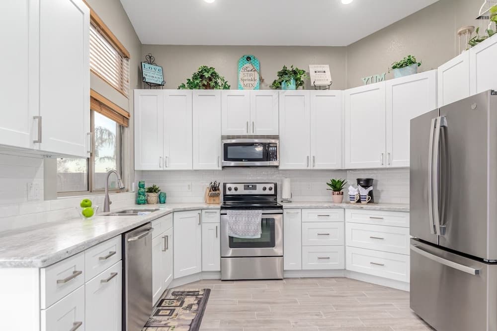 Obispo 3 Bedroom Home by Redawning