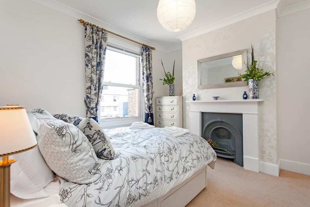 All the City has to Offer Just a Stone s Throw Away