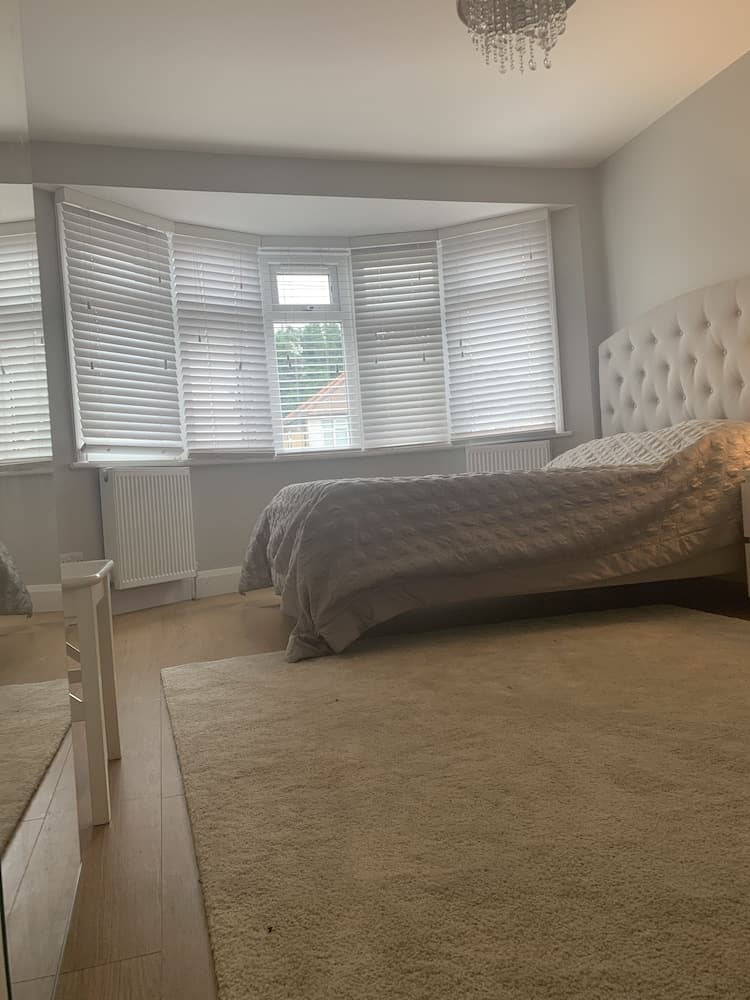 Immaculate 4 Bedroom House, Near Central London