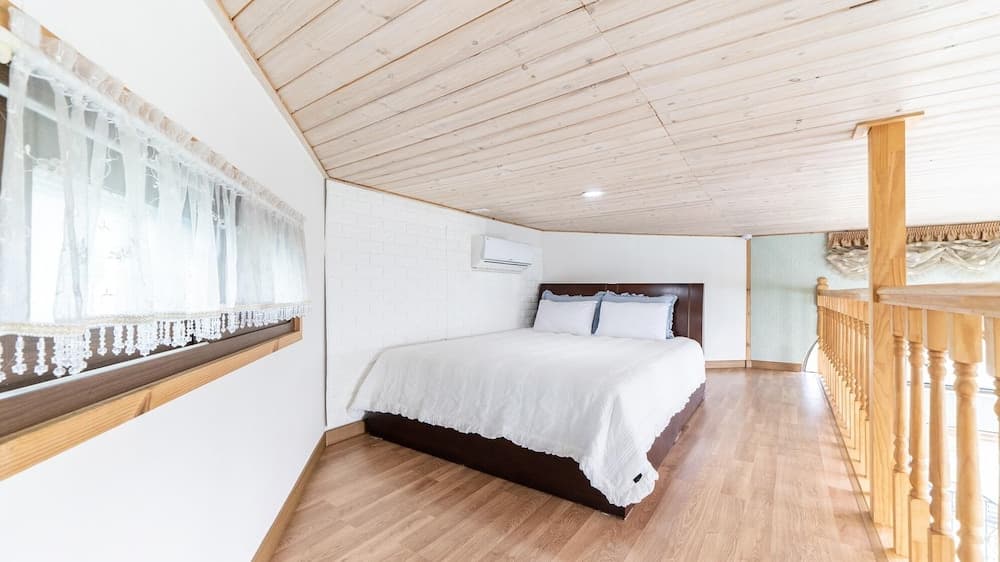 Ganghwa Rulruralra Pension