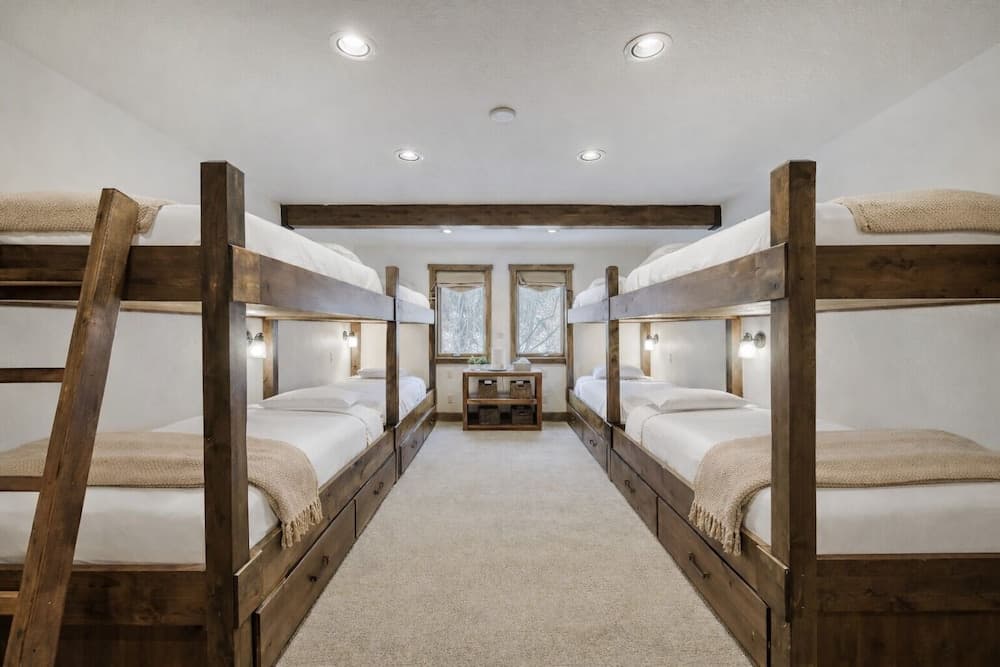 Stargazer 115 3 Bedroom Townhouse by RedAwning