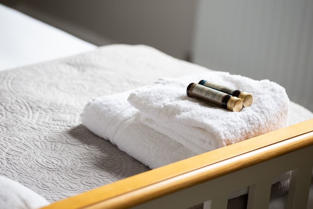 Lock Keepers Cottage - Detached House in the City