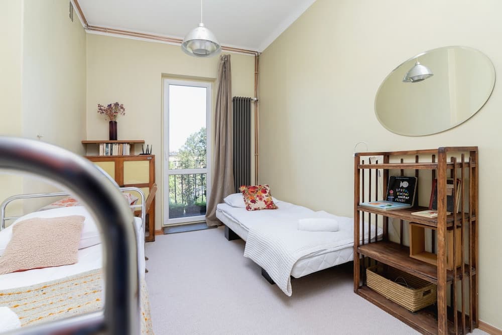 Retro Apartment Skawinska by Renters