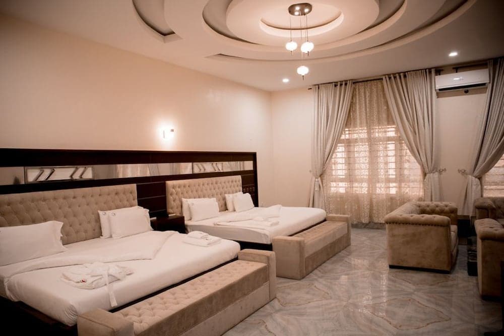 CRISPAN SUITES AND EVENT CENTER